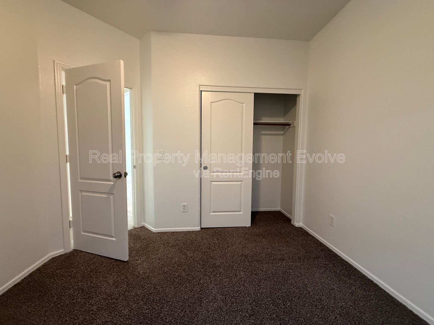 Gallery Image 25
