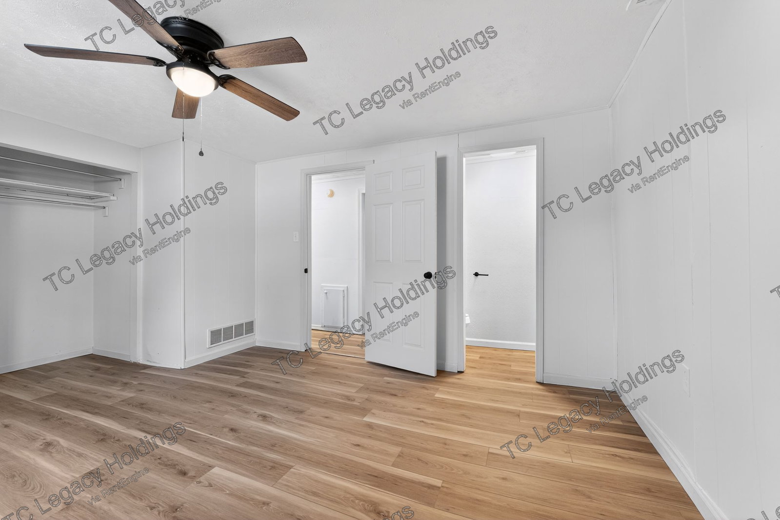 Gallery Image 17
