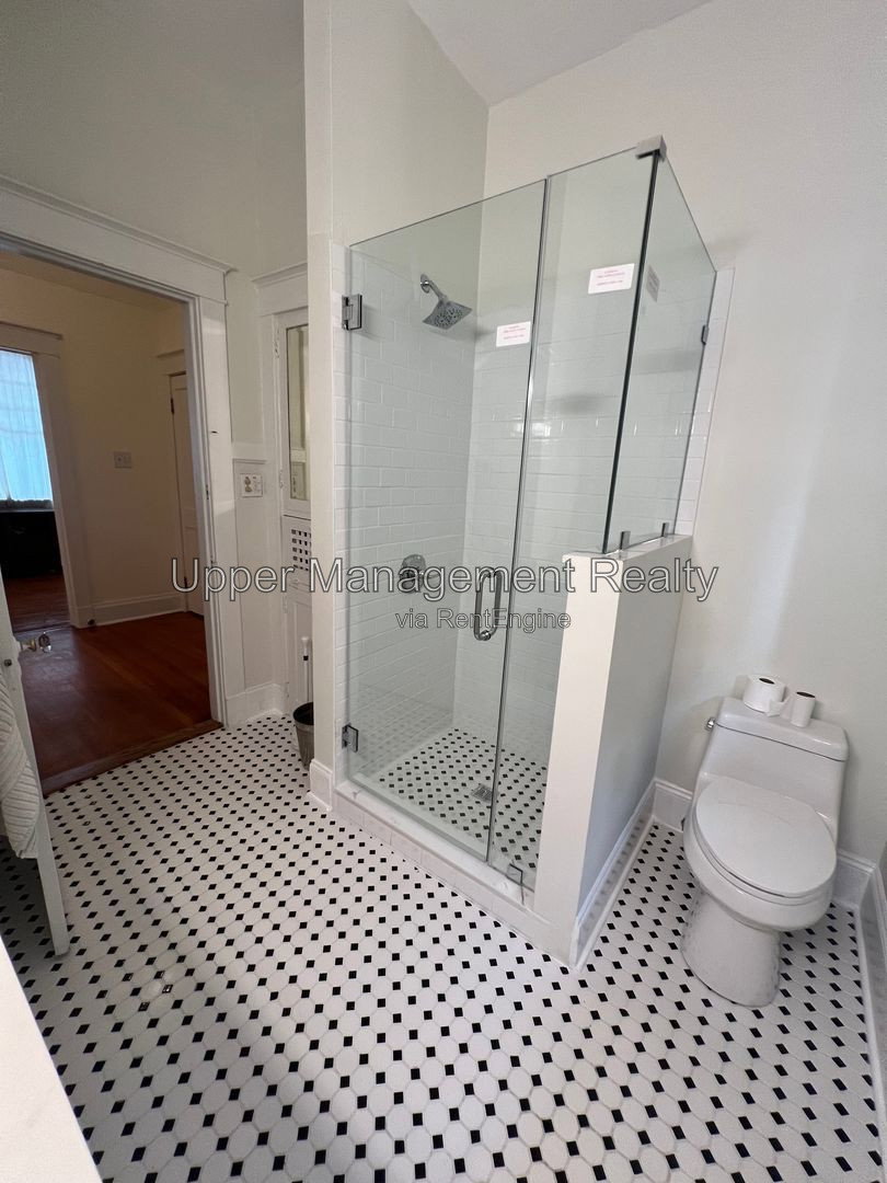 Gallery Image 10