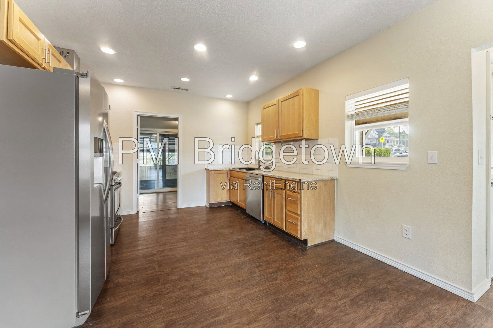 Gallery Image 16