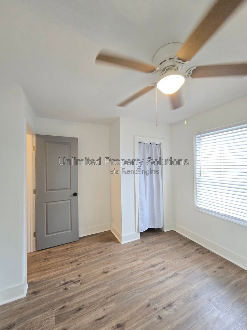 Gallery Image 19