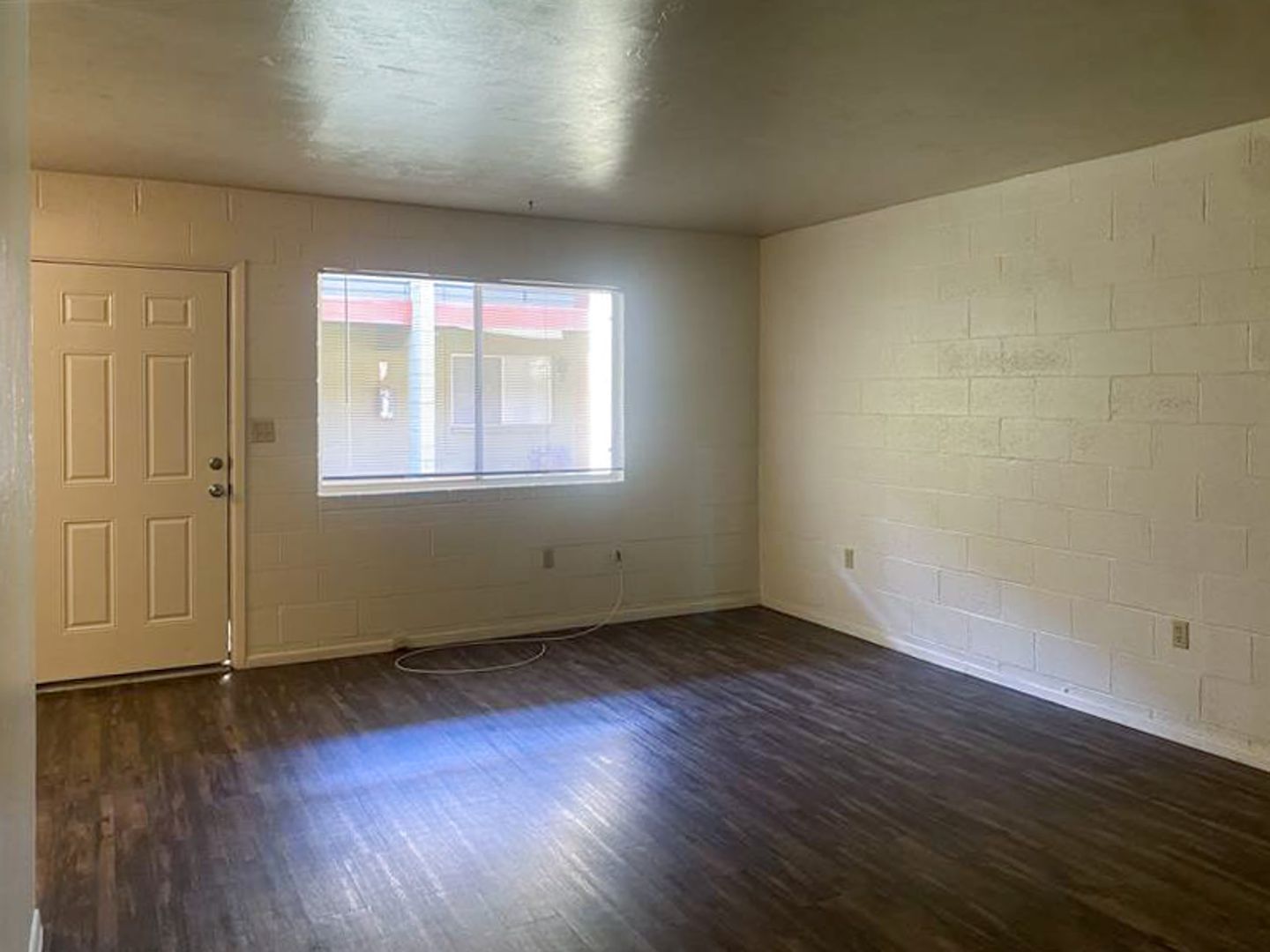 Gallery Image 0