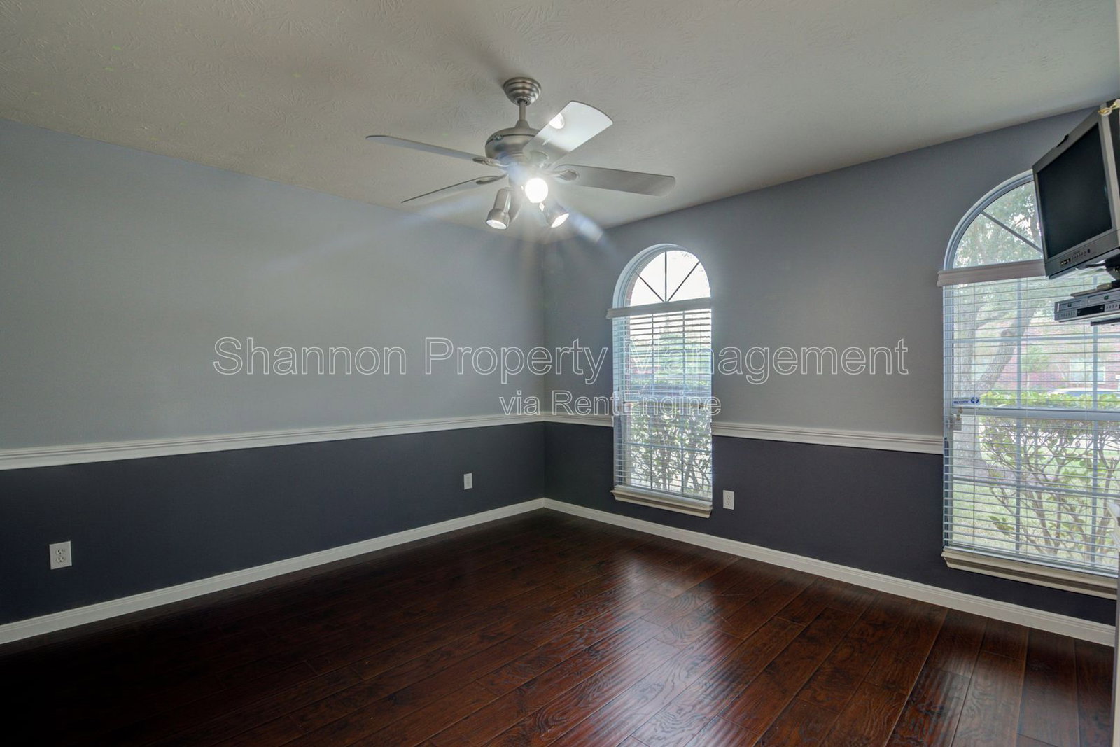 Gallery Image 25