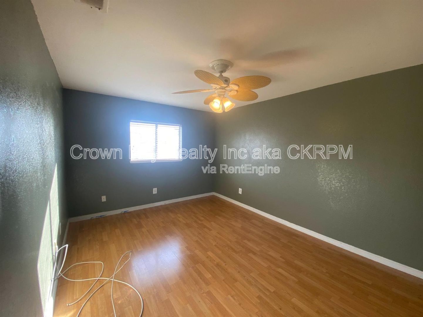 Gallery Image 16