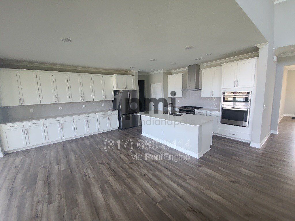 Gallery Image 13