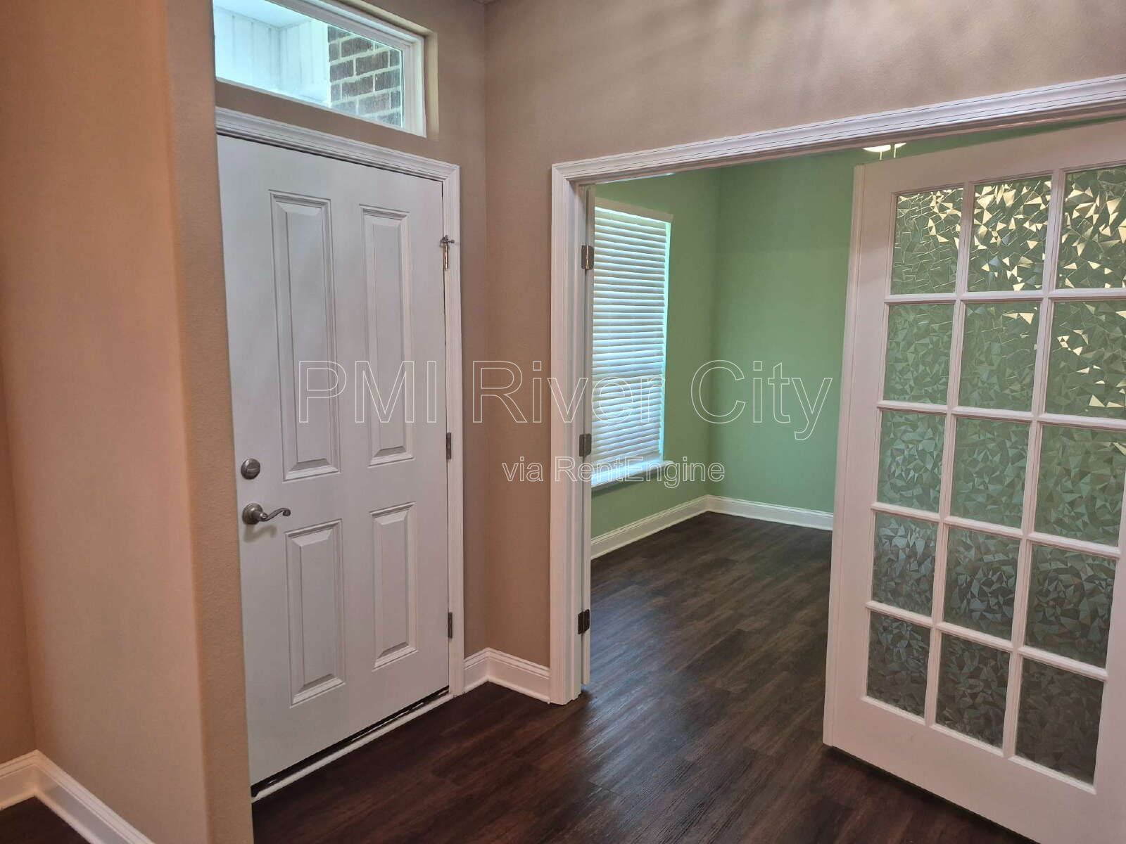 Gallery Image 16