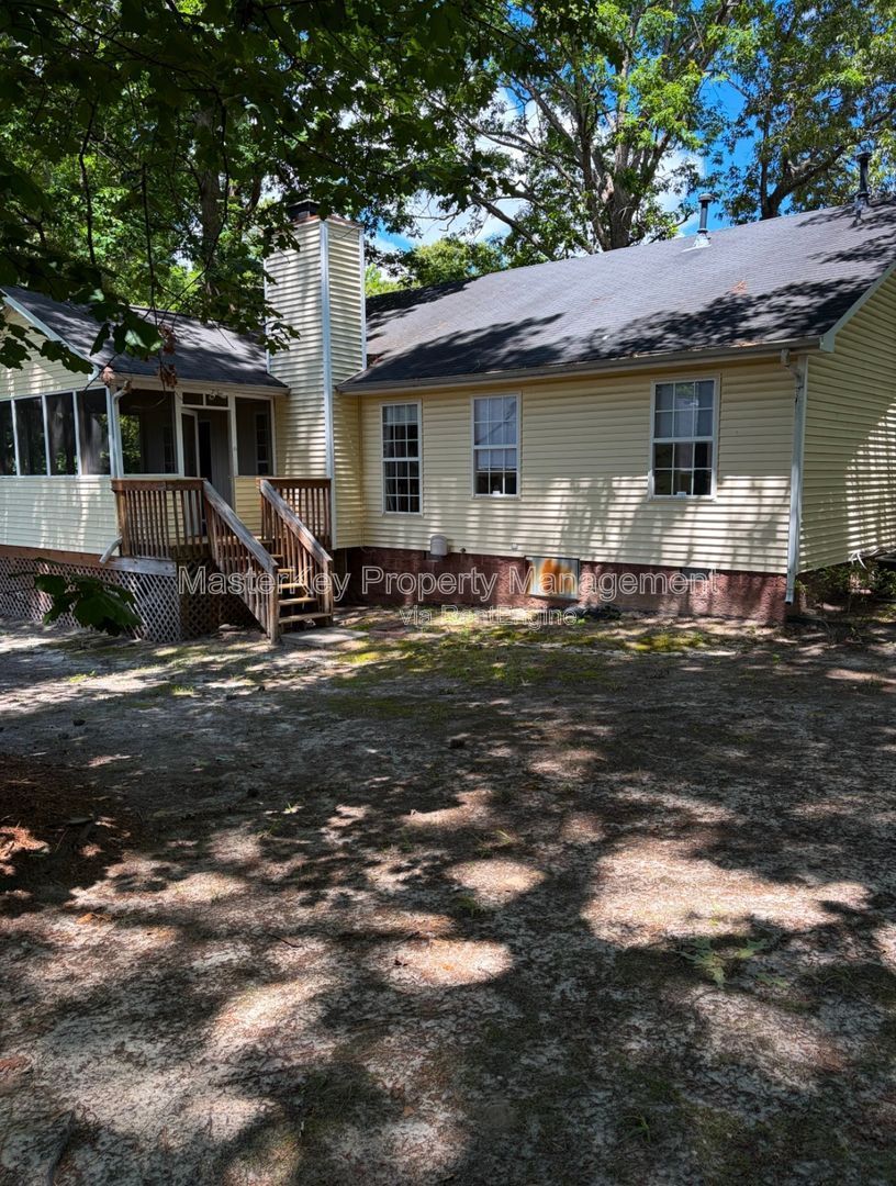 Gallery Image 17