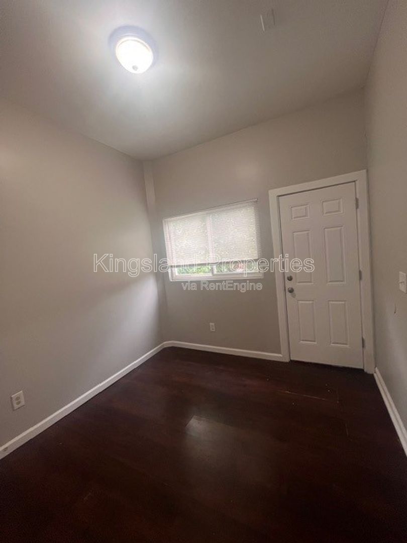 Gallery Image 8