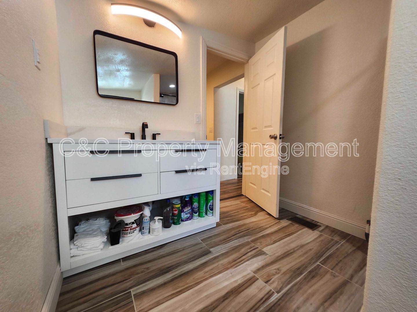 Gallery Image 16