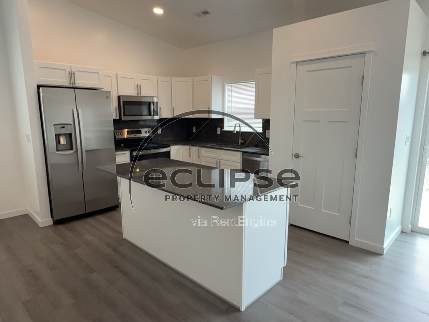 Gallery Image 14
