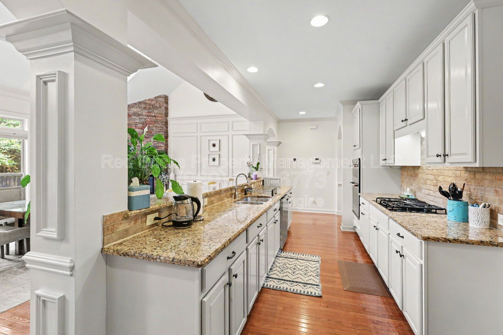 Gallery Image 14