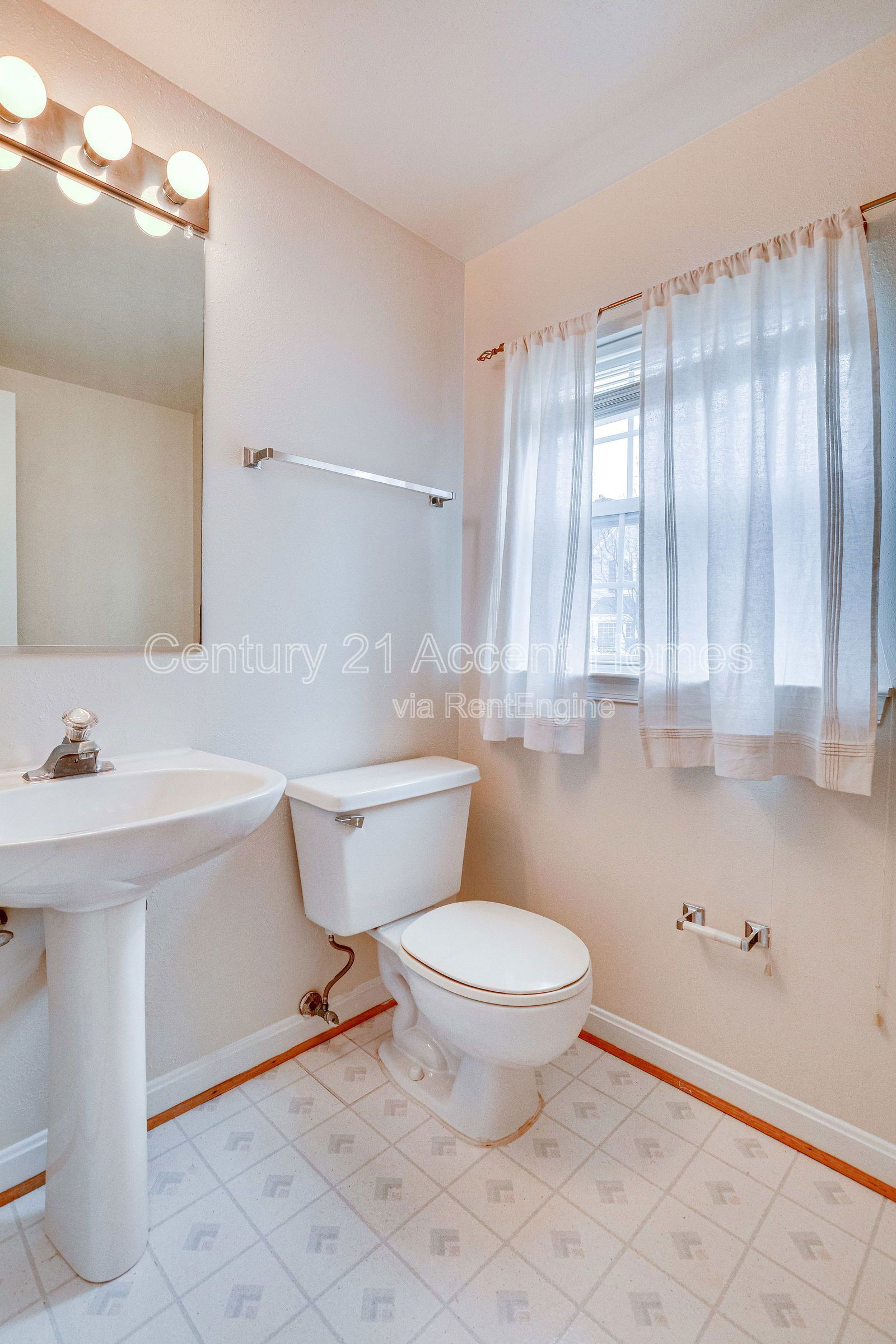 Gallery Image 25