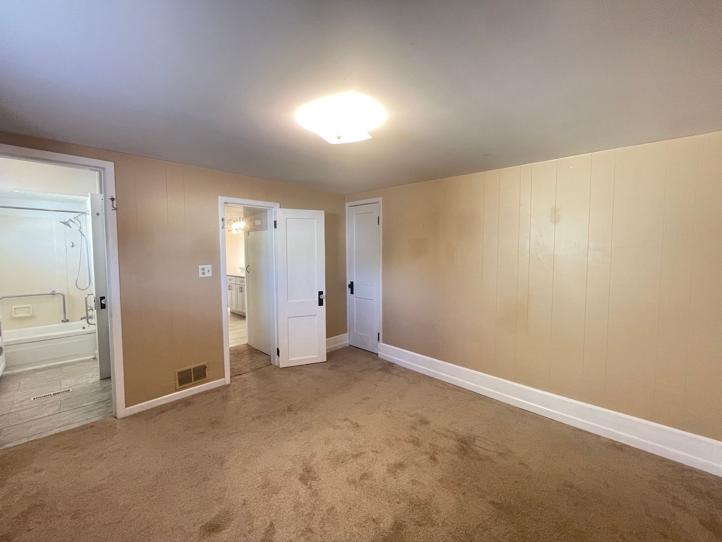 Gallery Image 13