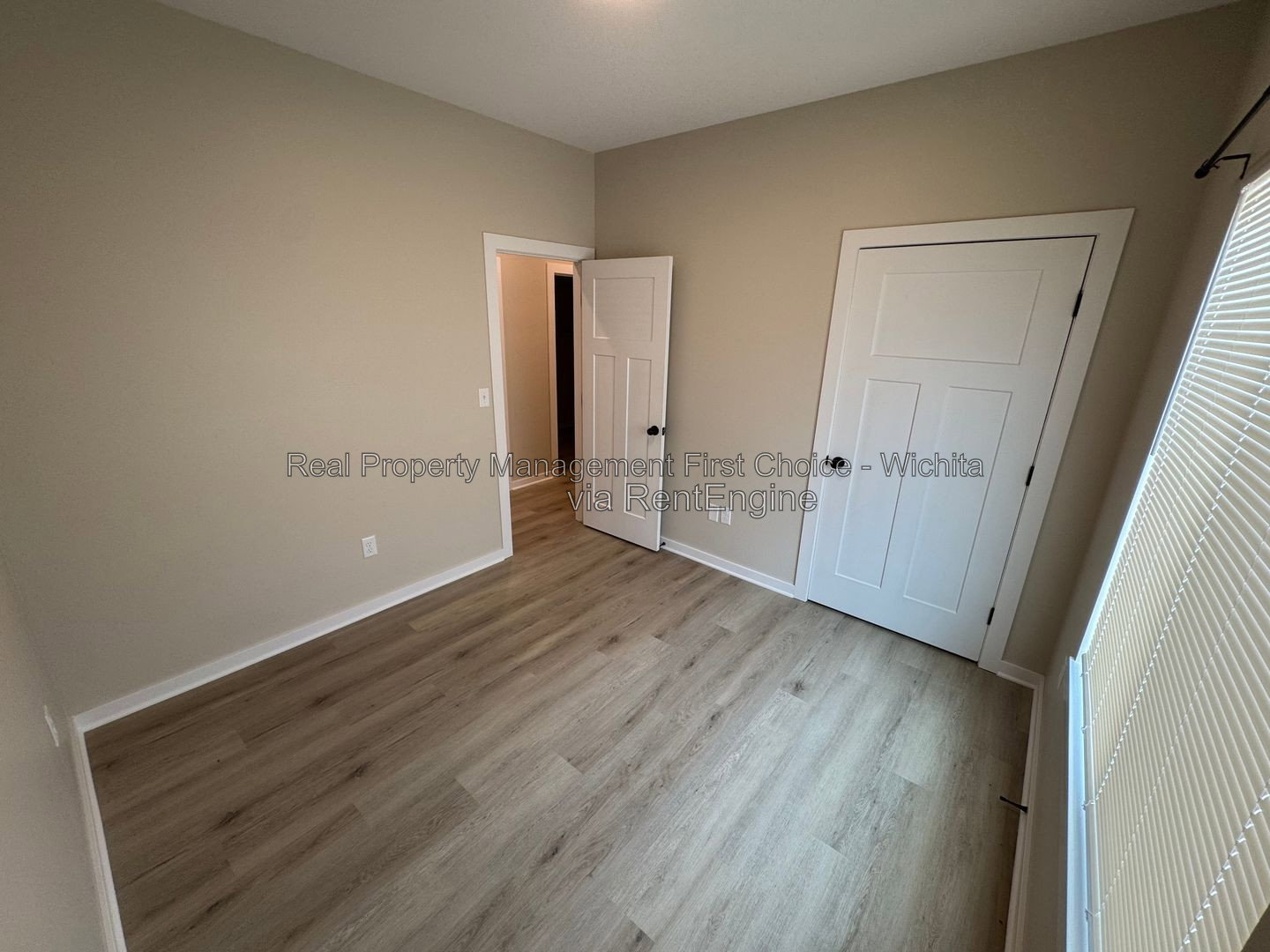 Gallery Image 19