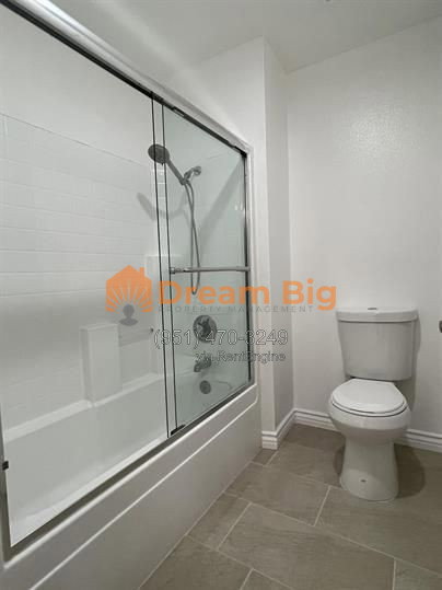 Gallery Image 19