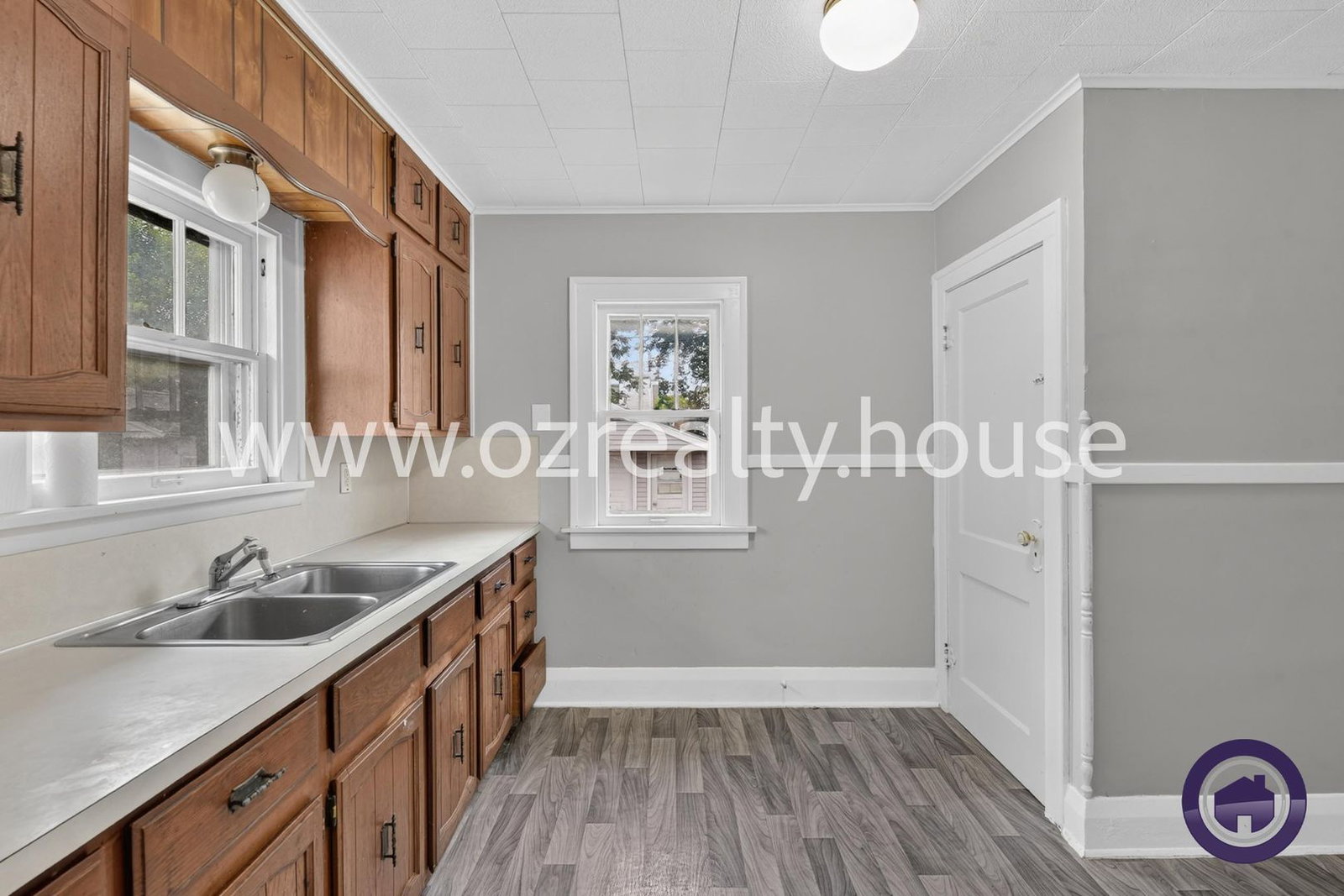 Gallery Image 9