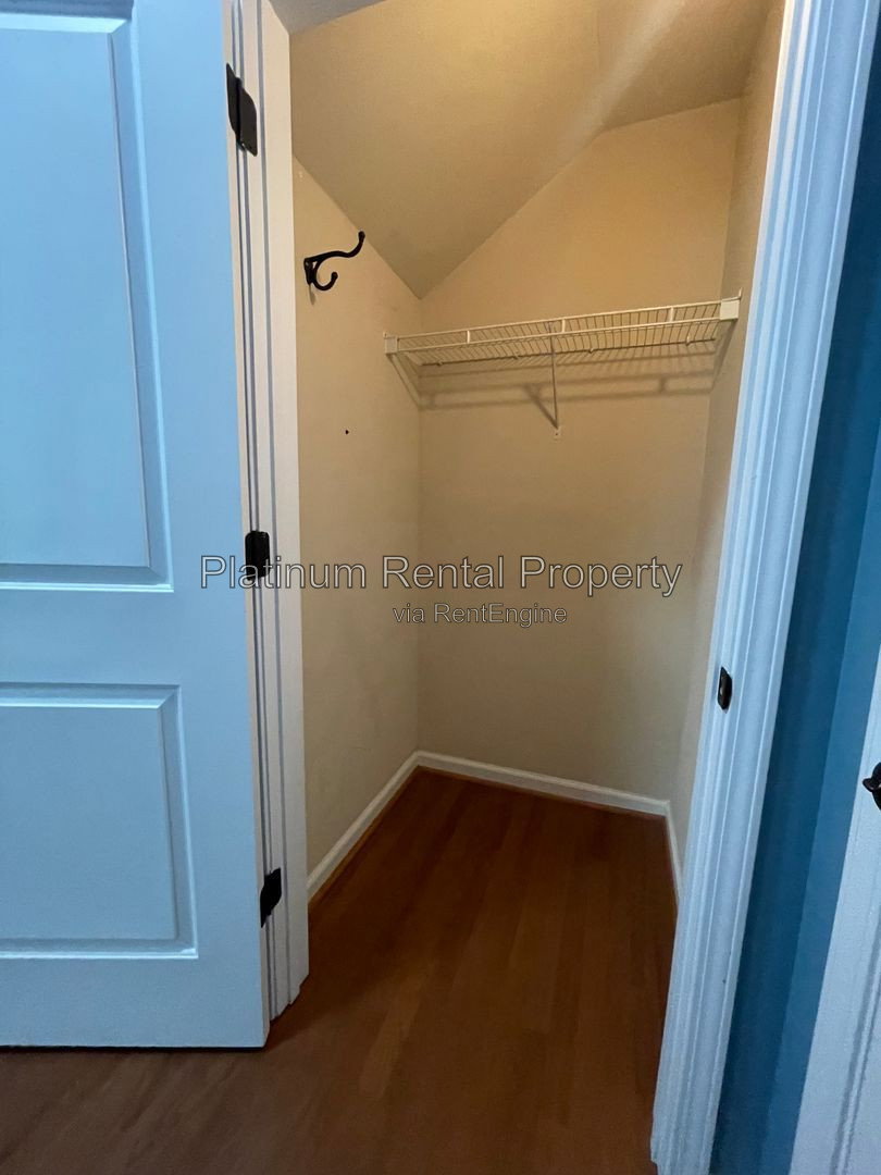 Gallery Image 37