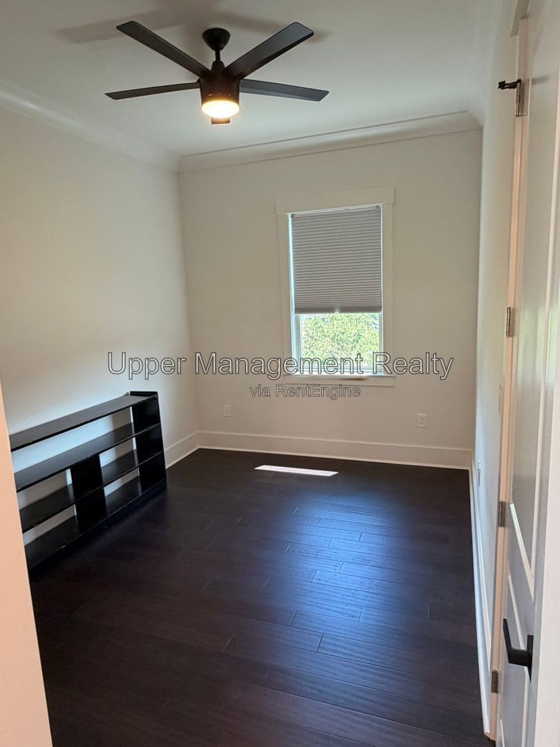 Gallery Image 21