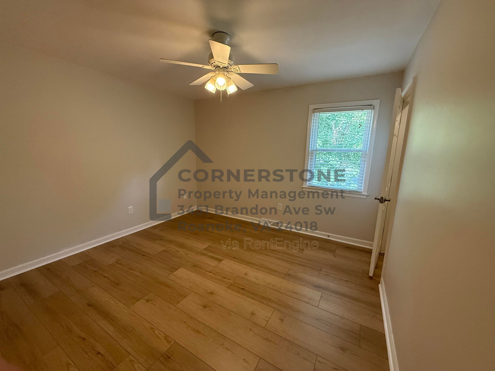 Gallery Image 16