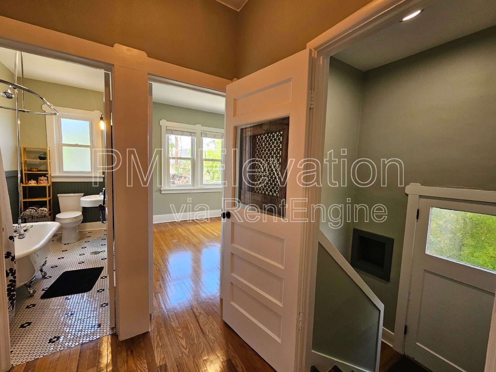 Gallery Image 6