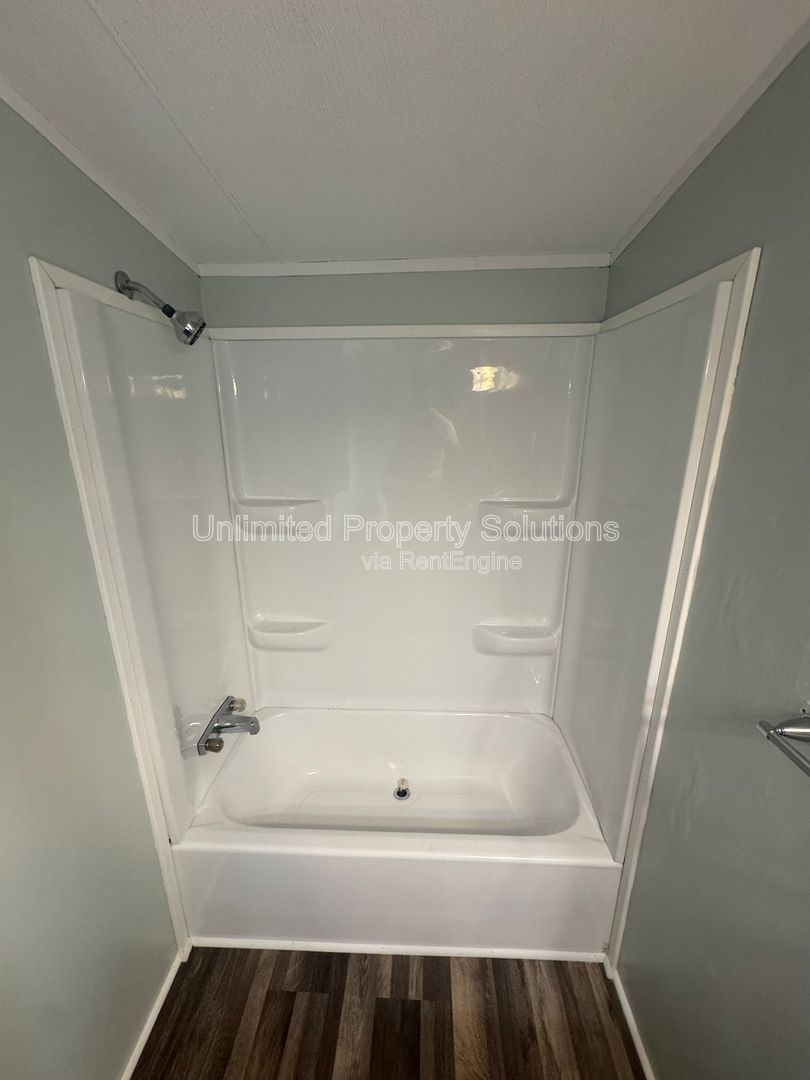 Gallery Image 18