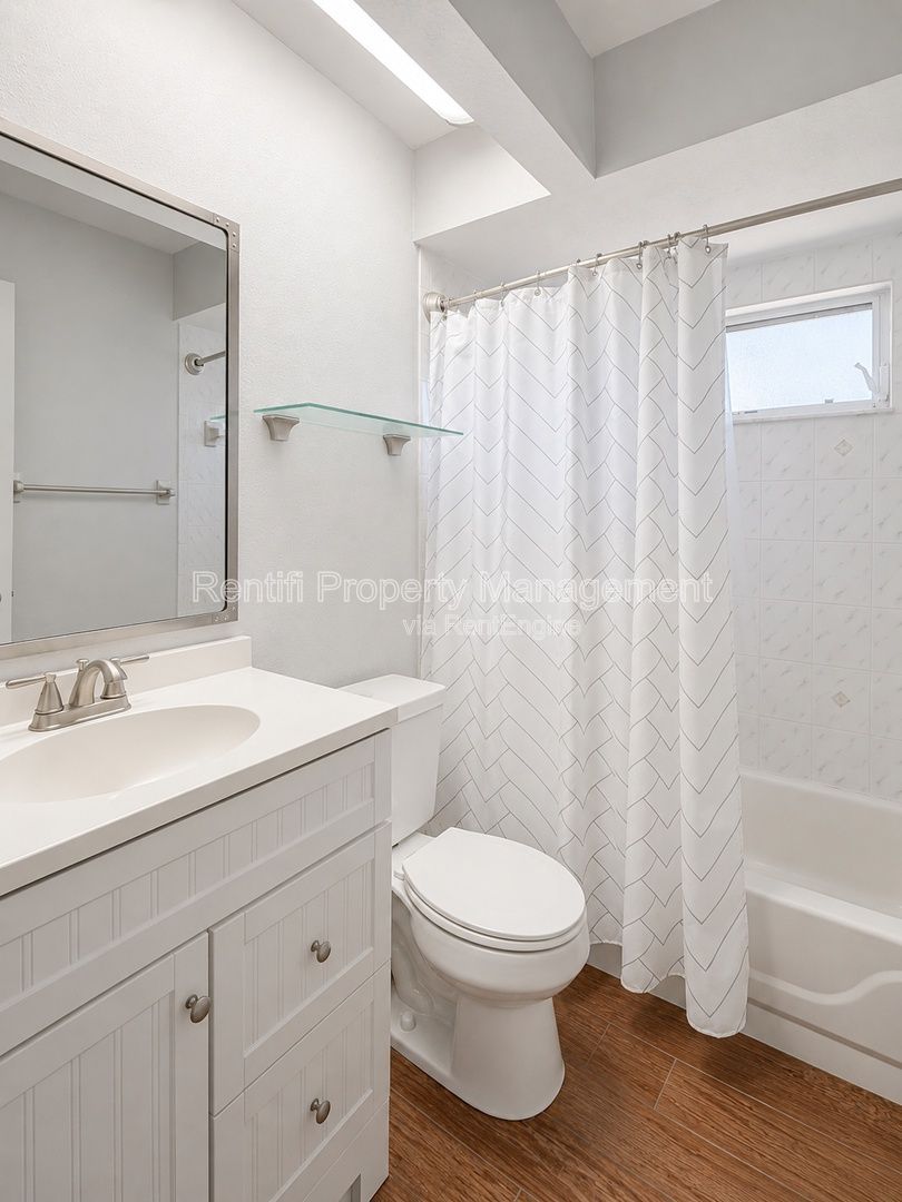 Gallery Image 16