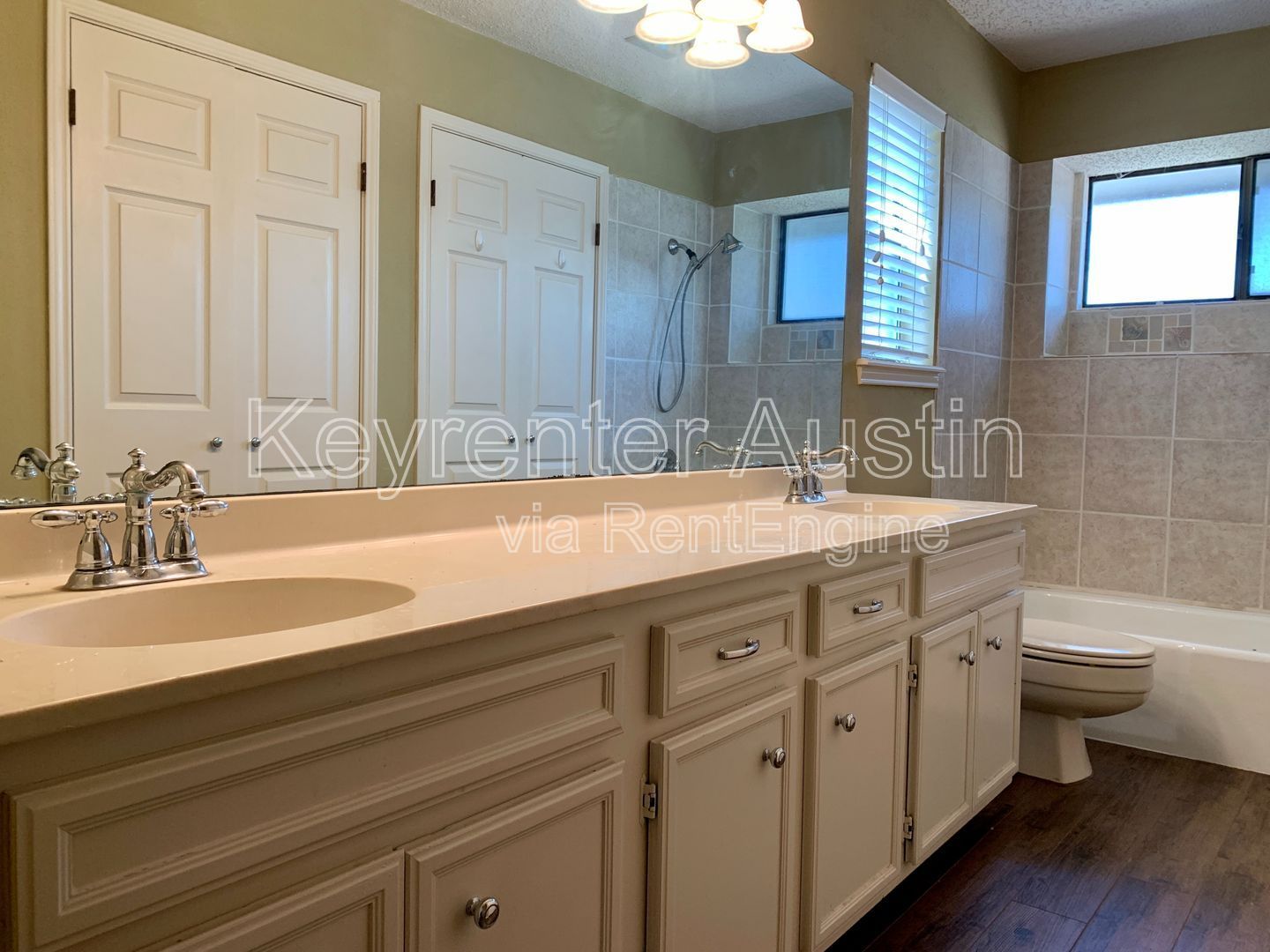 Gallery Image 14