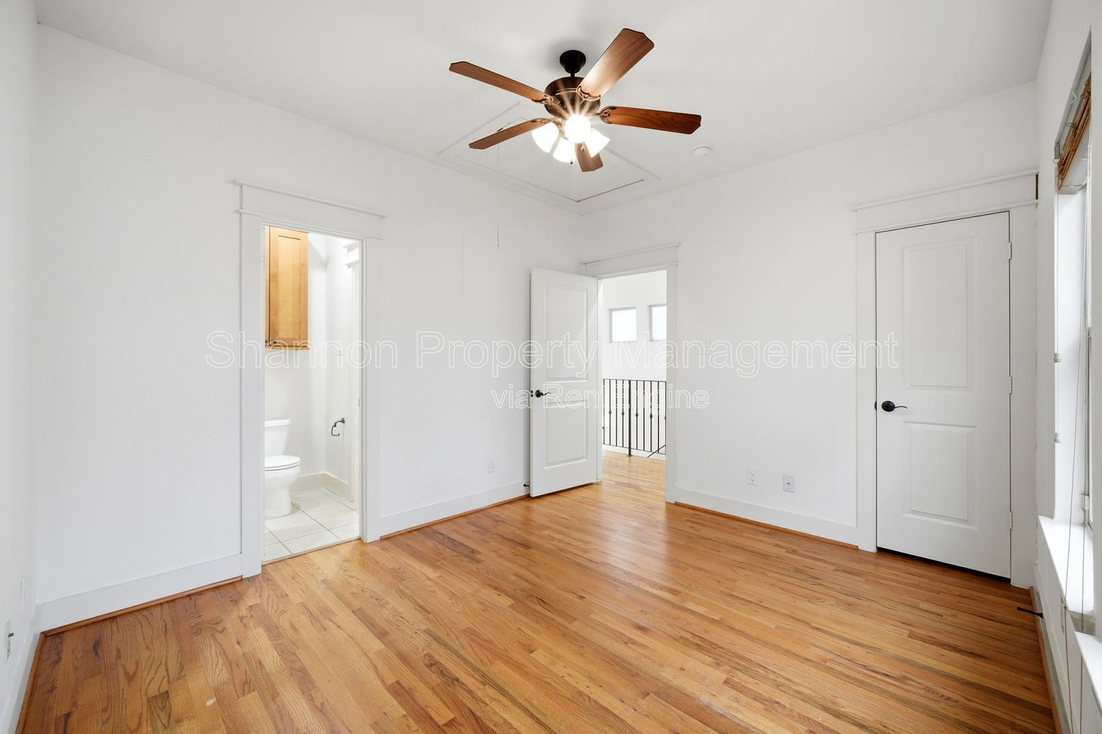 Gallery Image 30