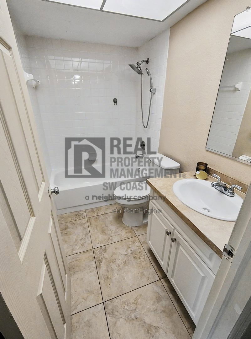 Gallery Image 16