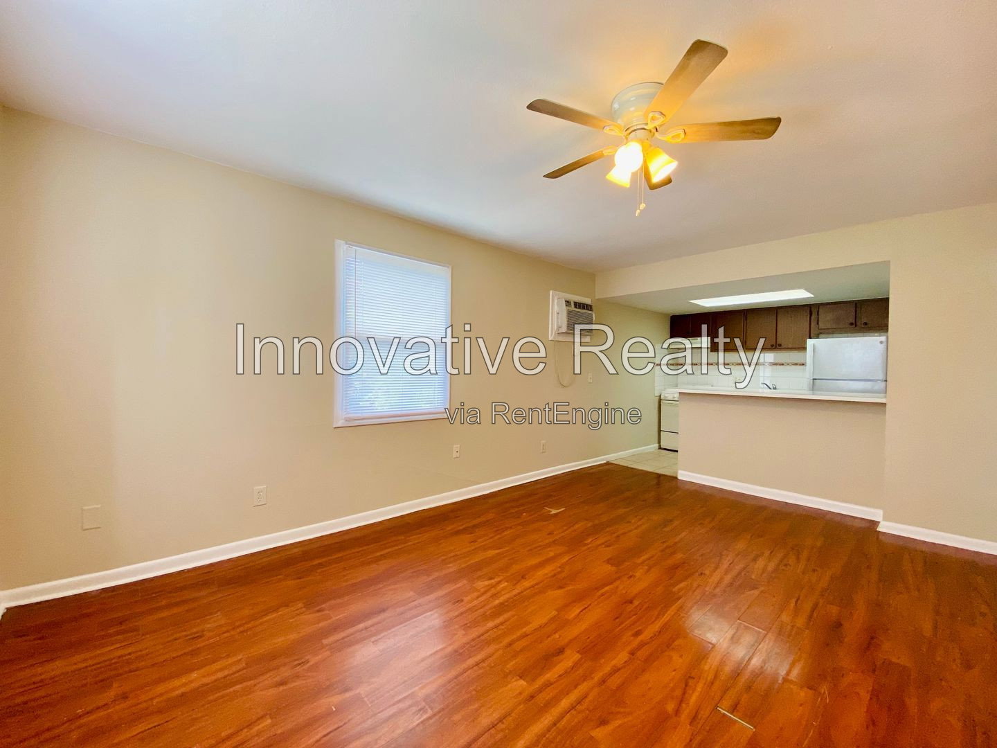 Gallery Image 0