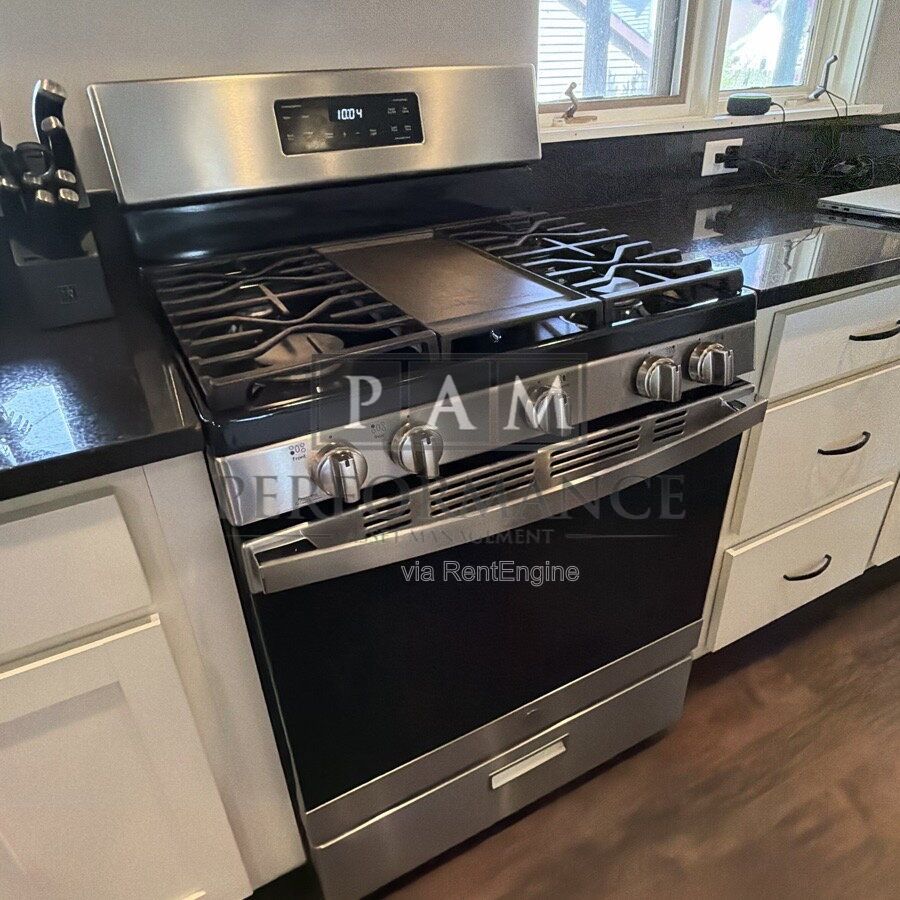 Gallery Image 13