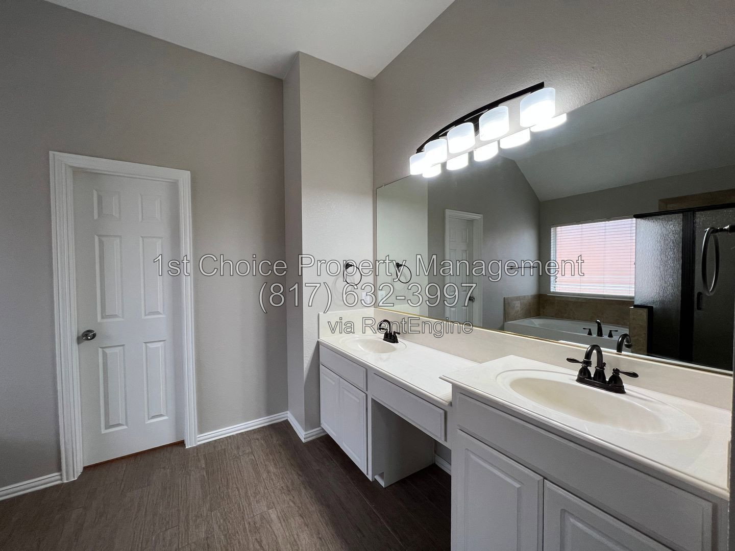 Gallery Image 13