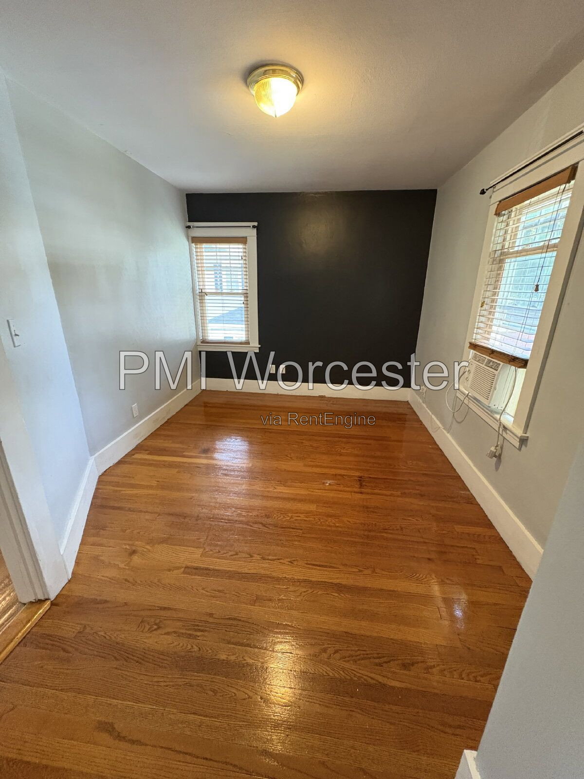 Gallery Image 17