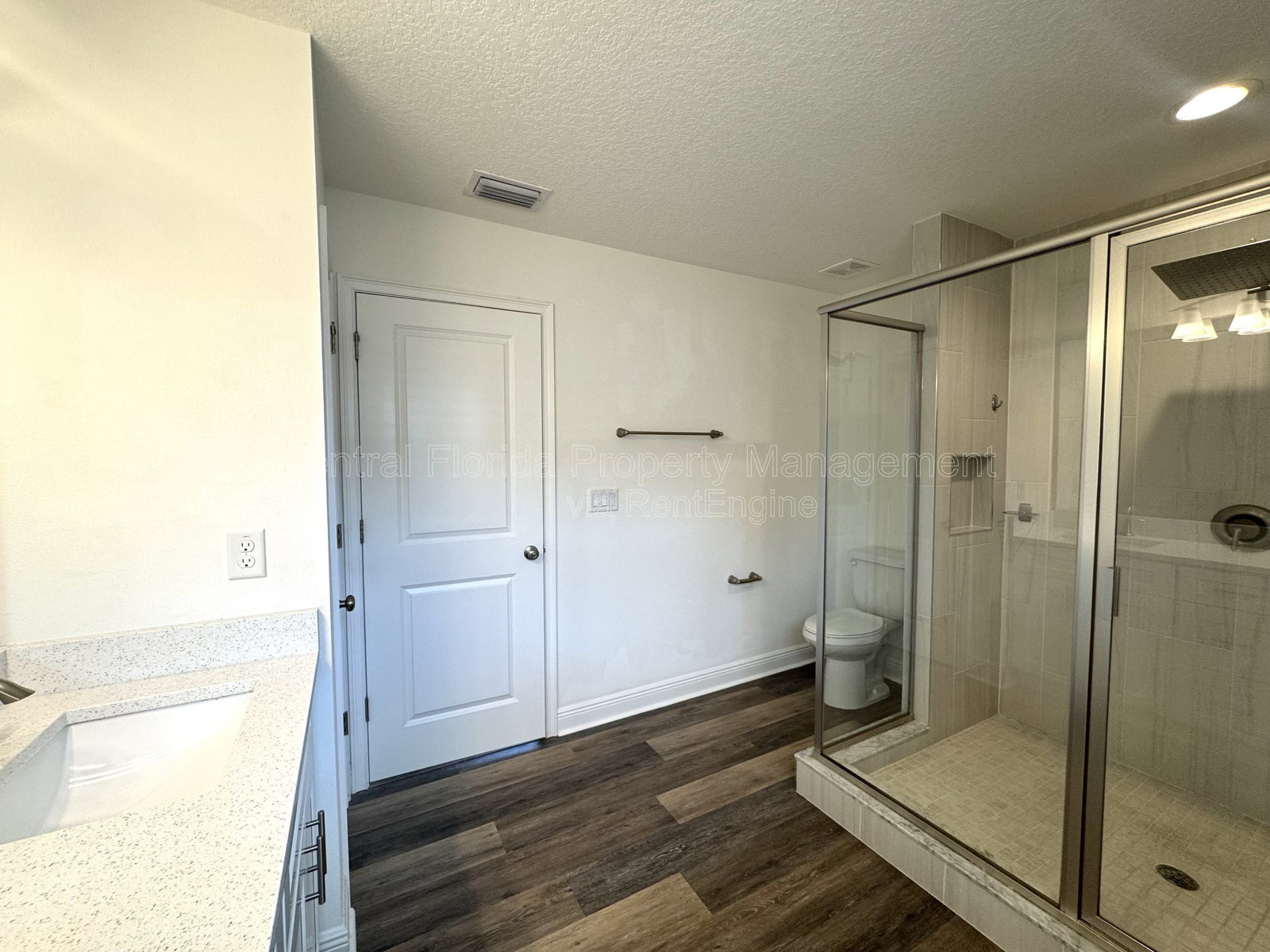 Gallery Image 19