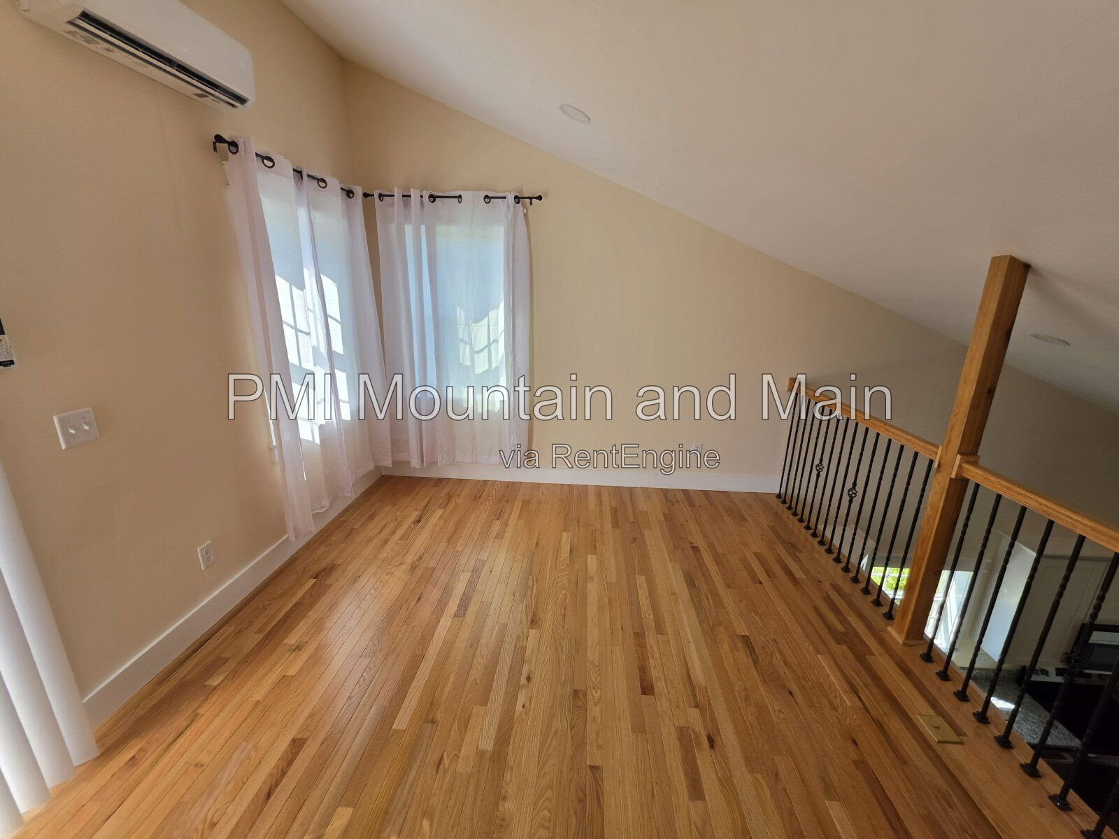 Gallery Image 18