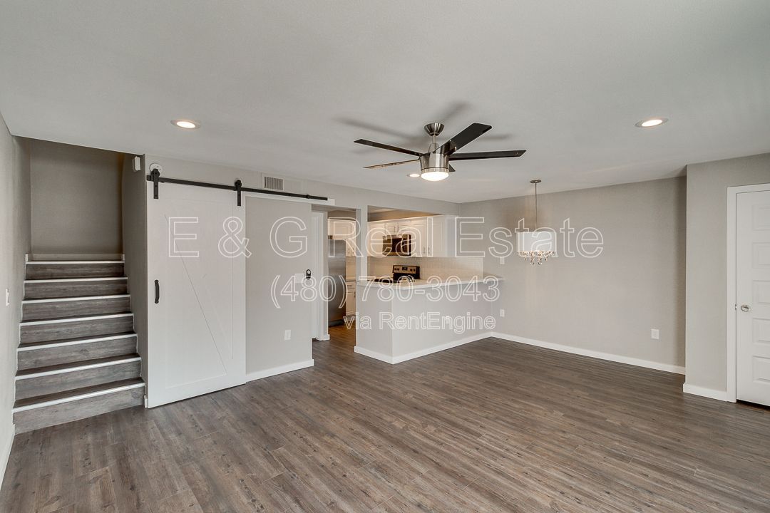 Gallery Image 0