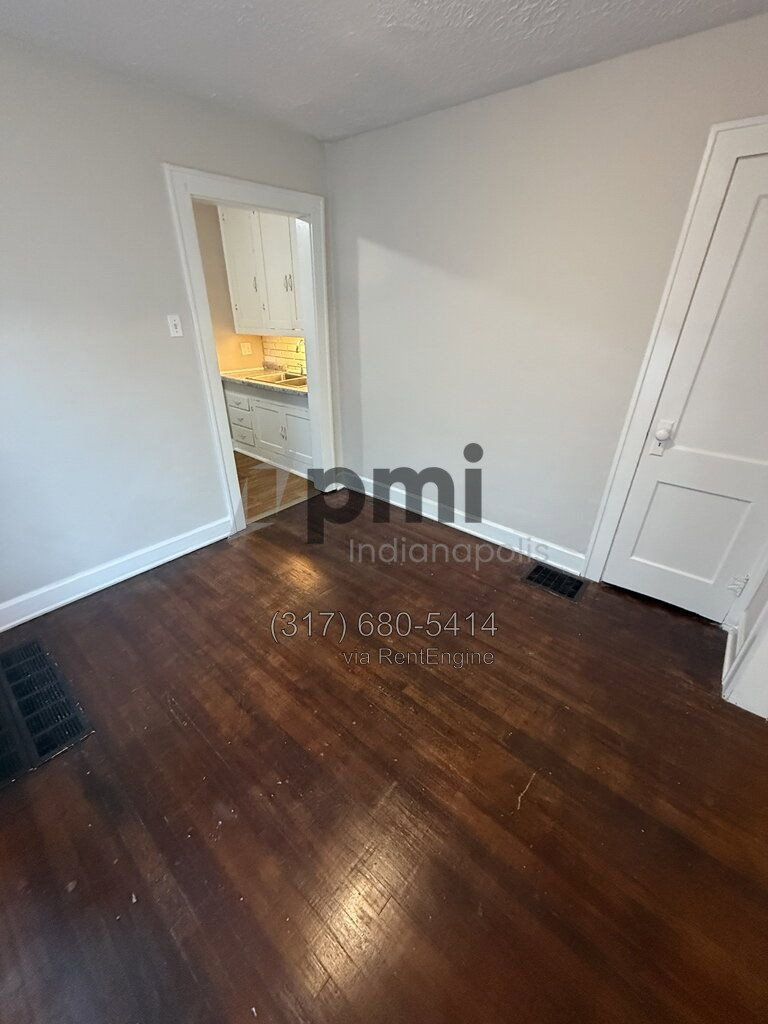 Gallery Image 17
