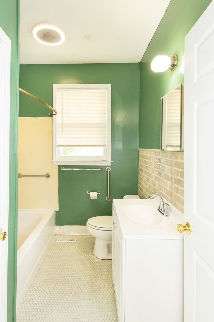 Gallery Image 18