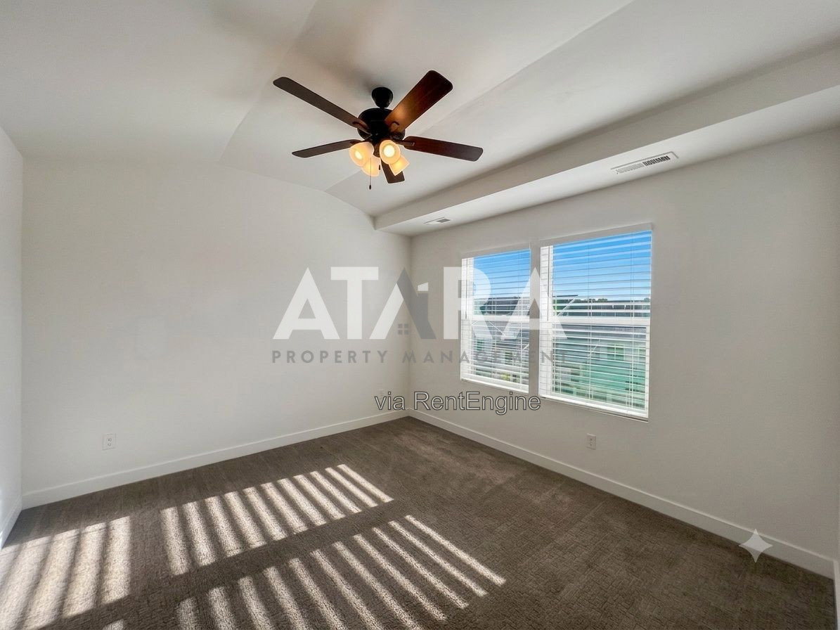 Gallery Image 36