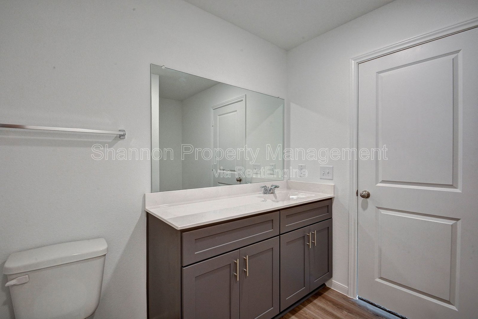 Gallery Image 19
