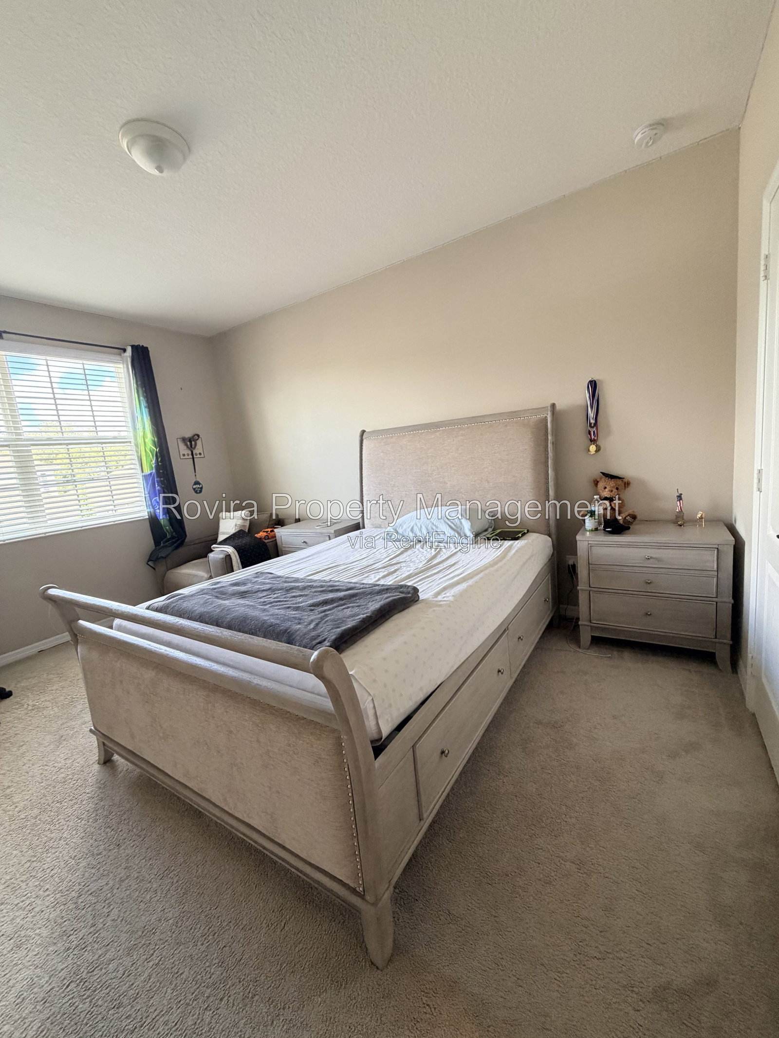 Gallery Image 22