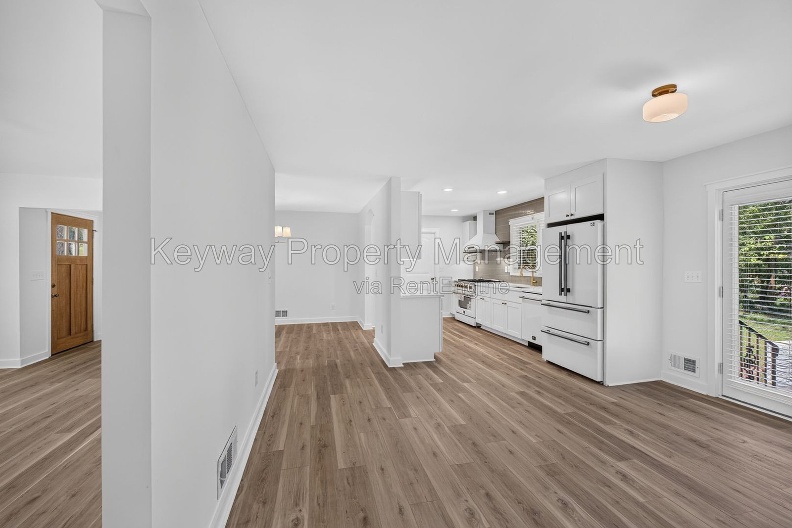 Gallery Image 16