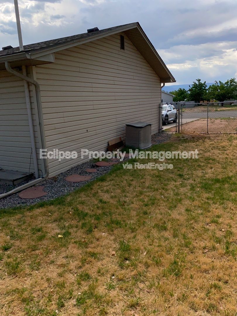 Gallery Image 14