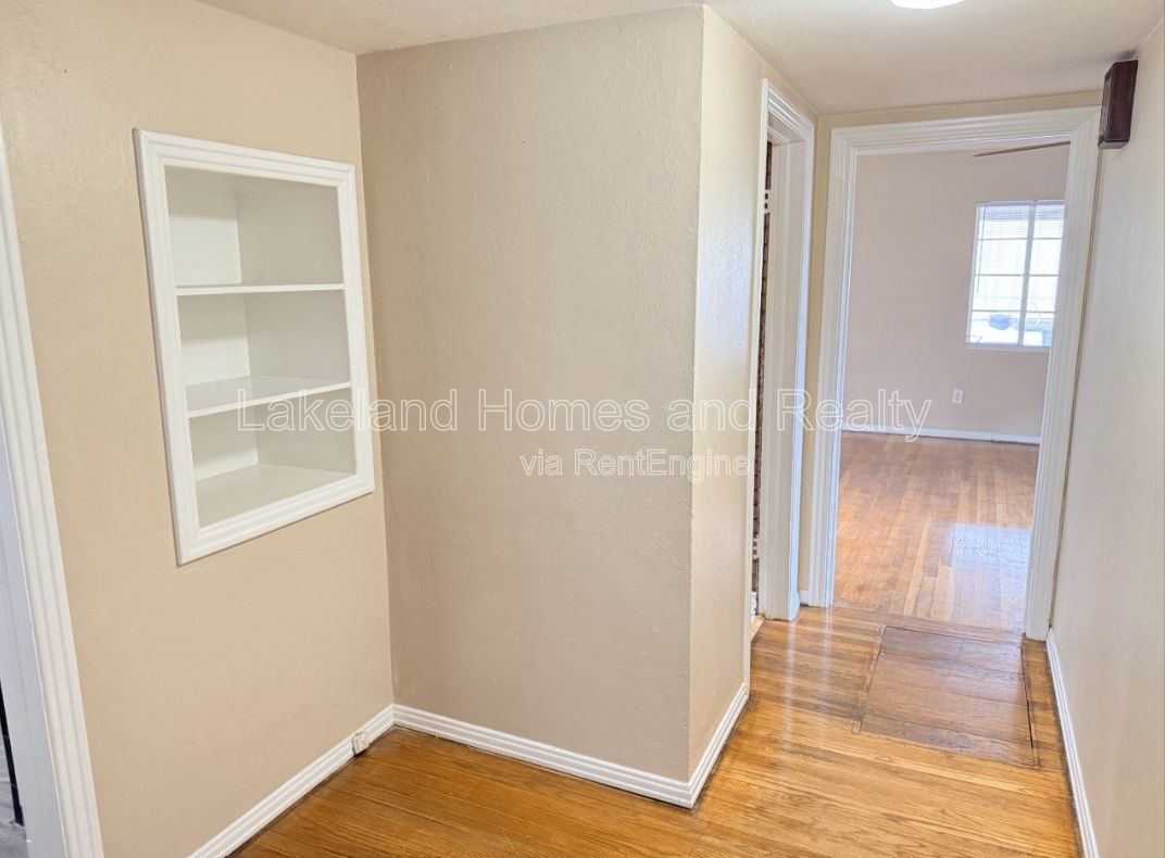 Gallery Image 13