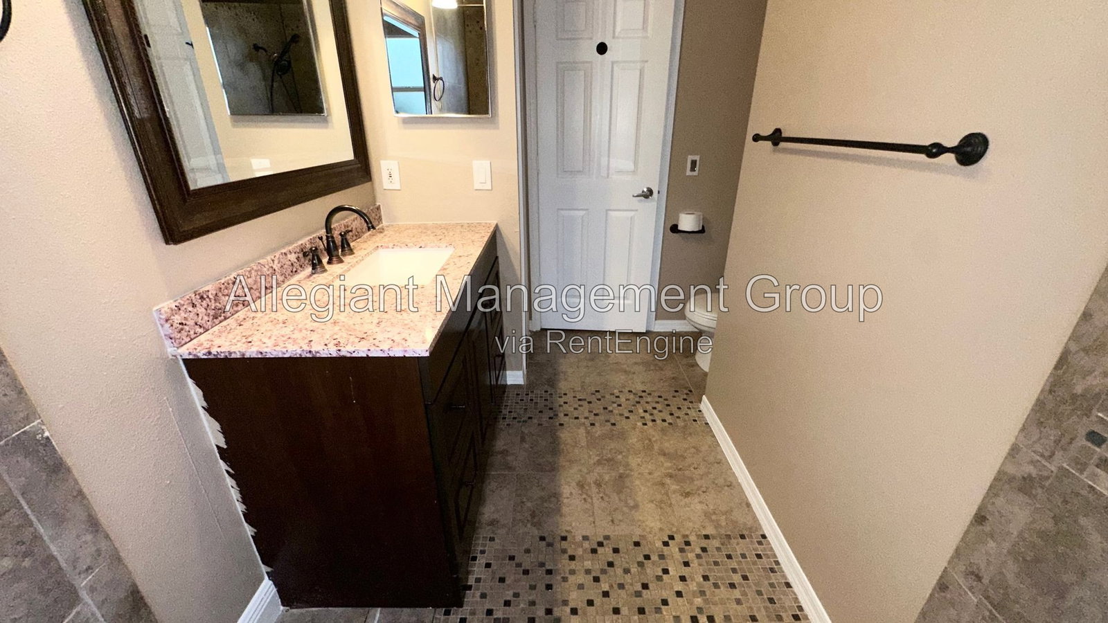 Gallery Image 28