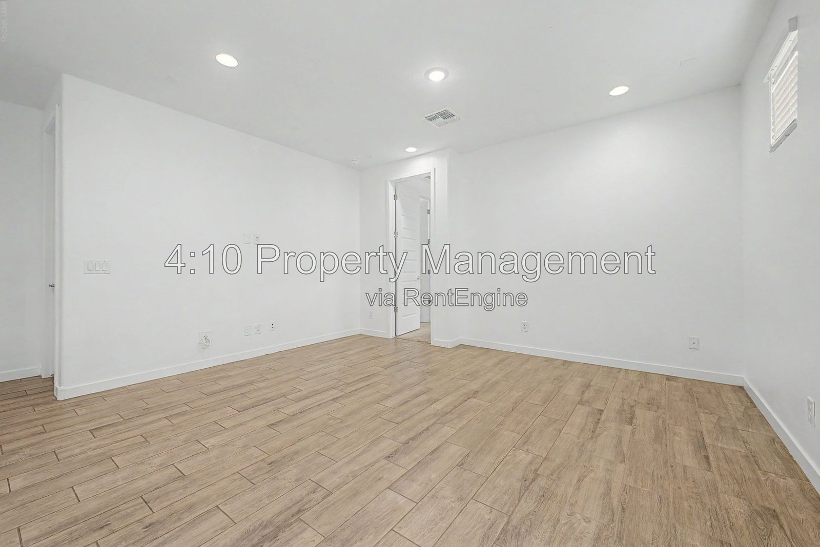 Gallery Image 46