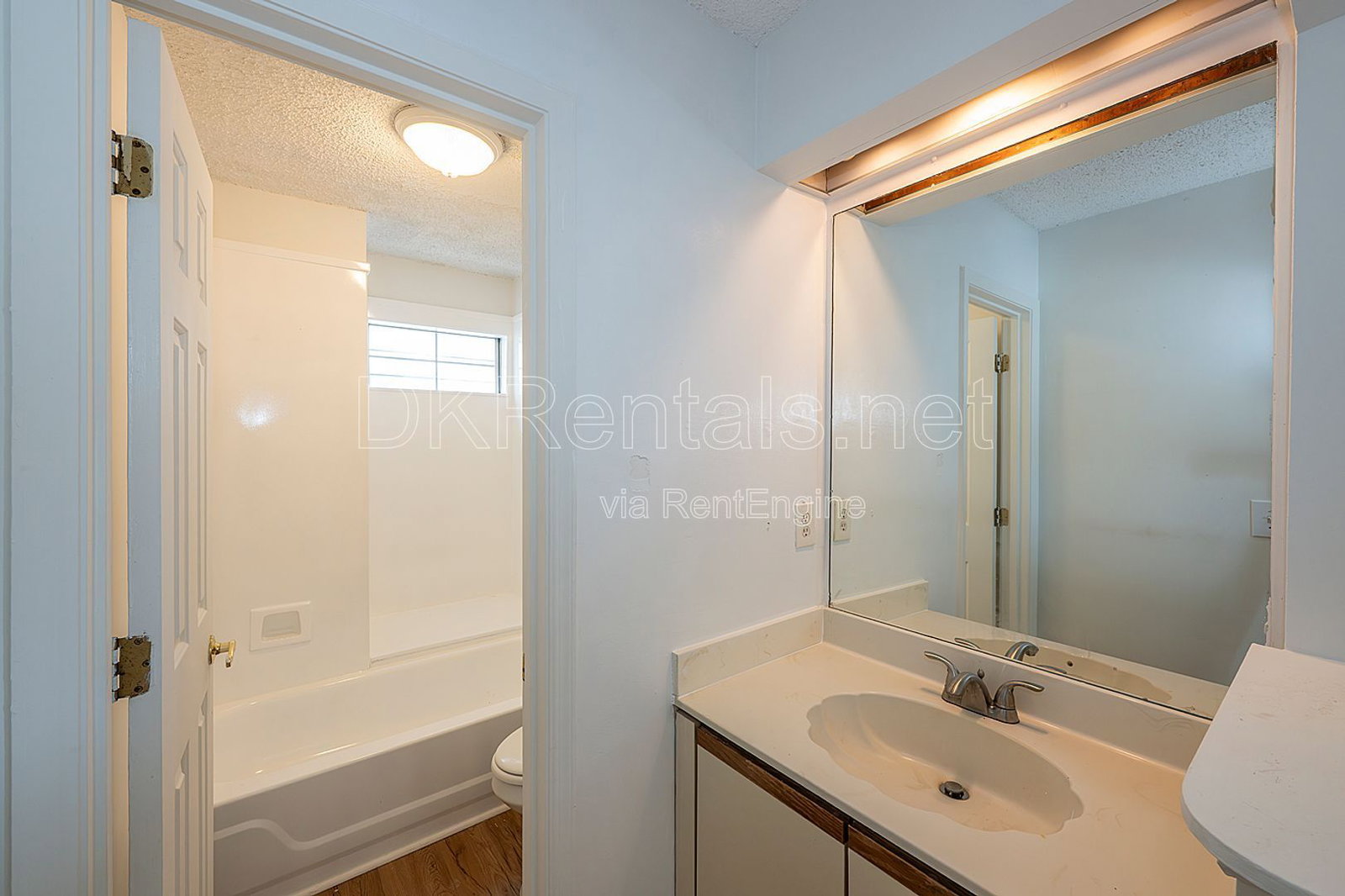 Gallery Image 17