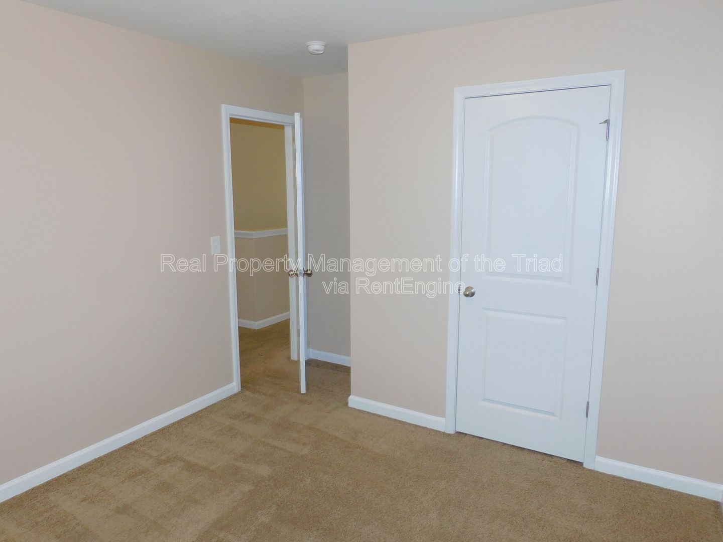 Gallery Image 16