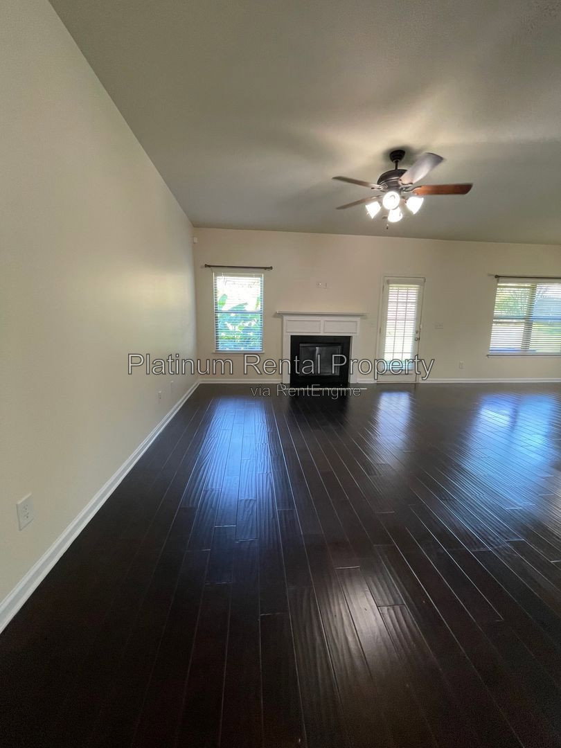 Gallery Image 16