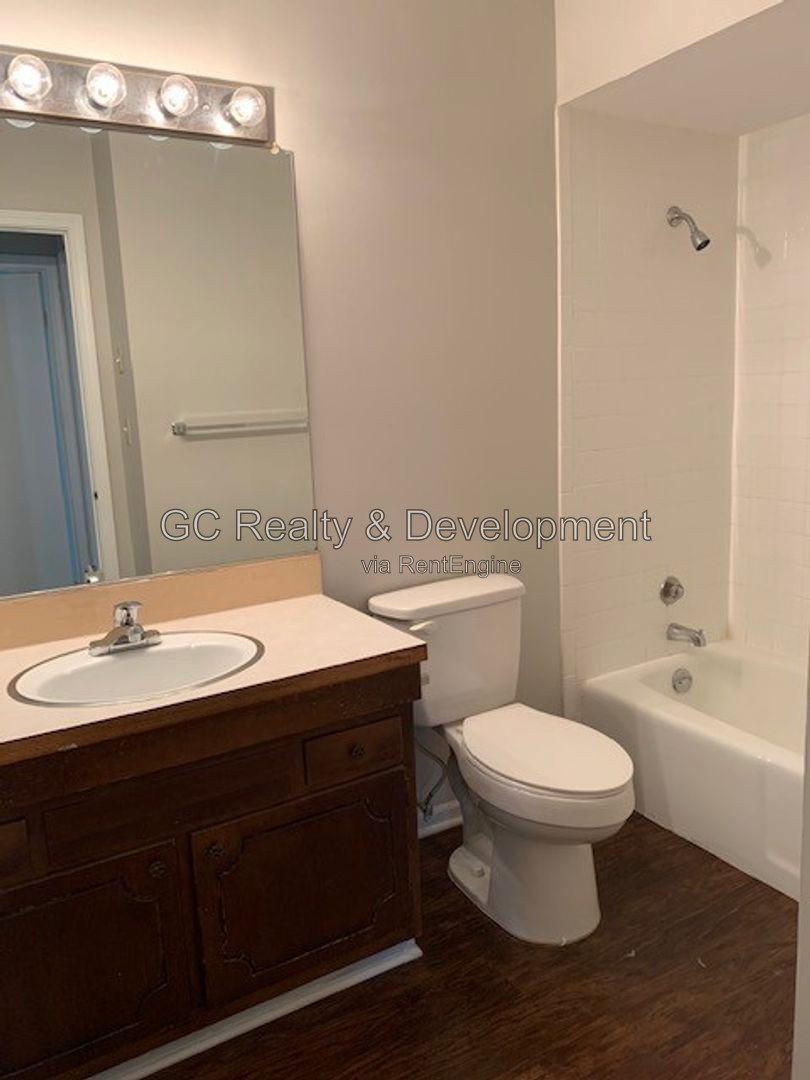 Gallery Image 9